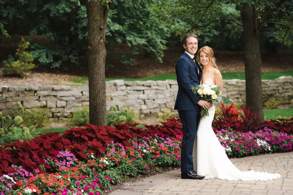 Wedding venue atmosphere at The Glen Club in Glenview